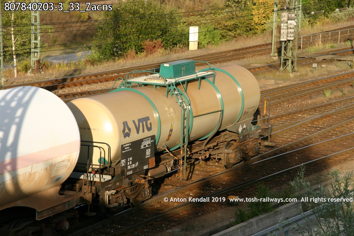 807840203-3_33_Zacns.jpg